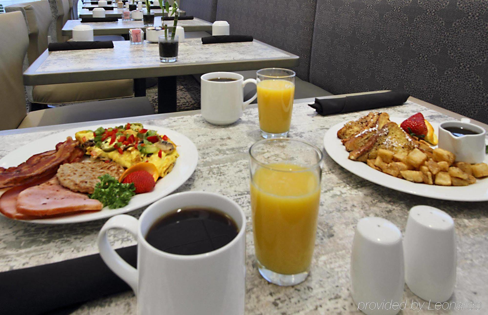 Hilton Garden Columbus-university Area Hotel 3*